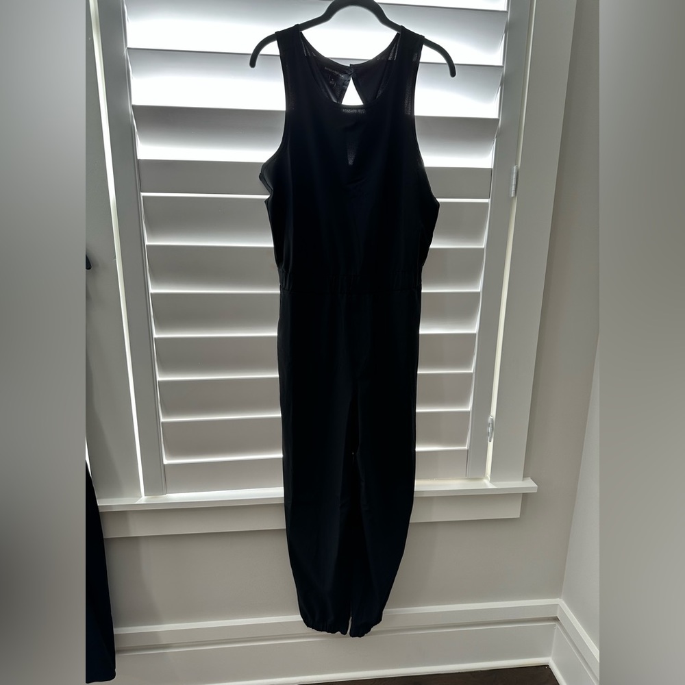 NWOT. Black banana republic pants romper SIZE 6